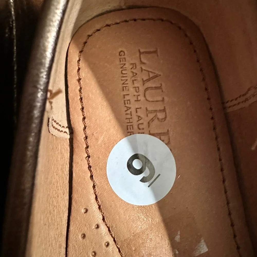 Lauren Ralph Lauren copper colored, slip on loafer. Size 9. - Picture 5 of 7